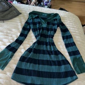 Size medium preppy, colored, long sleeve dress